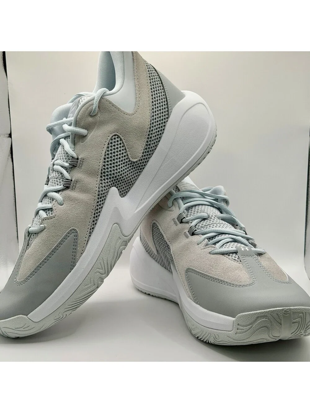 Under Armour's Steph Curry 3Z 25 SDE Gray Men's Size 13 Basketball Sneaker